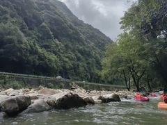 -雅鲁激流探险漂流