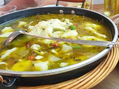 -有红鸡毛店·川菜(建设路店)