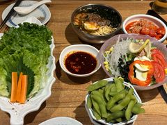 炼火色拉-炼火烤肉店