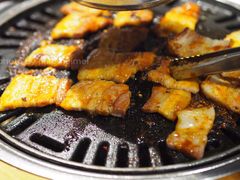 -唯成•韩国炭火烤肉 유성고기