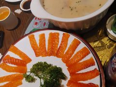 -醉美东江·三文鱼·烧鸡公