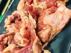 -啊美丽炭火烤肉(滑翔一店)
