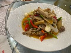 -汗腾格里·风味餐厅(新疆驻京办店)