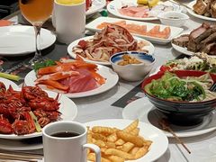 -四海一家自助餐(益田假日广场店)