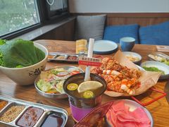 -明洞阿姨·韩式酱蟹烤肉·创意料理(三元桥店)