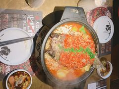 -吞鱼兽麻辣烤鱼(万达店)