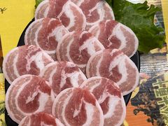 猪五花肉-牛牛牛酸菜煎肉店(望云寺路店)