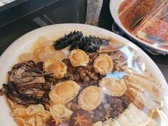 -朱记乳鸽王·非遗石岐乳鸽·全鸽宴(大兴旗舰店)