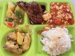 -同济大学本部学苑饮食广场