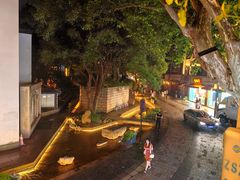 -猫的天空之城概念书店(杭州南宋御街店)