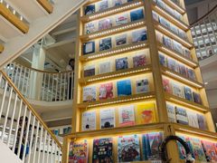 -猫的天空之城概念书店(北戴河蔚蓝海岸店)