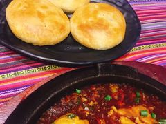 -香巴拉云南餐厅(华莱坞店)