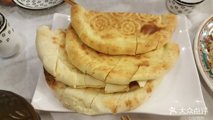 巴依老爷新疆美食(牡丹园店)烤白馕图片