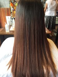 -PE SALON