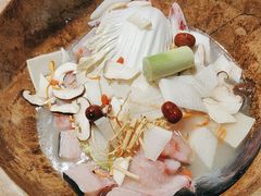 -云荷里·蒸汽石锅鱼·云南菜(中发百旺店)