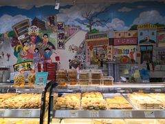 面包甜点陈列柜-赞记龙凤礼饼(广州市二宫向群宾馆店)