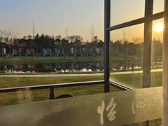 -上海怡沁园度假酒店