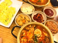 海鲜豆腐锅-金北顺大锅家(신사본점)