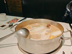 -肥仔文澳门猪骨煲(南京西路店)