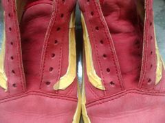 -京伟修鞋洗鞋奢侈品皮具护理店