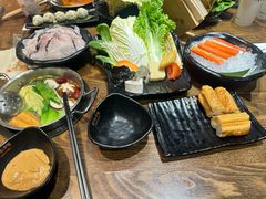-呷哺呷哺 小火锅 (浦东新欧尚超市店)