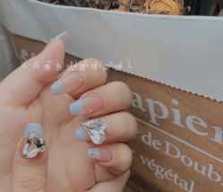 -一奈日式美甲美睫专门店