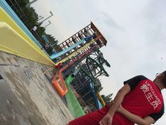 -热带风暴水上乐园(新镇路)