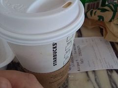 拿铁-星巴克(香港国际机场44号闸店)