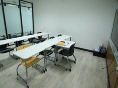 -爱特精英KET·PET·雅思托福·国际课程(苏悦广场店)