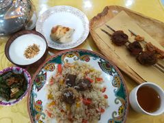 新疆抓饭-新疆巴州金丝特餐厅(大钟寺店)