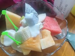 -豪客嘉族·麦尼顿西餐厅(乐福天下店)