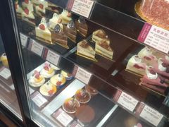 -苹果花园(龙漕路店)