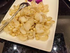 鸡头米炒百合-新南华大酒店(广中店)