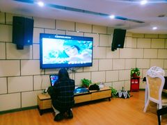 -优悦派·别墅派对轰趴馆(静安店)