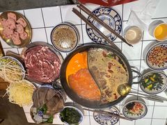 -旧街市鲜货老火锅(大光路店)