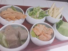 -牛人日志·鲜牛肉骨汤火锅(万科里瑧店)