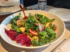 坚果橄榄油果菜沙拉-四季民福烤鸭店(外滩外白渡桥店)