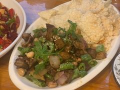 锅巴牦牛肉-小厨子私房菜·云南美食店
