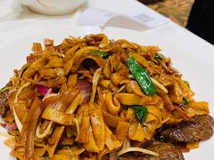 干炒牛河-稻香酒家·34年老字号·港式粤菜(汉街店)