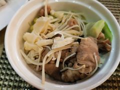 -亮马河饭店翠雅咖啡厅