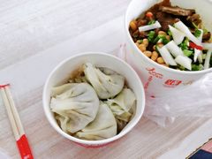 -牛师傅牛肉面(尚隆路店)