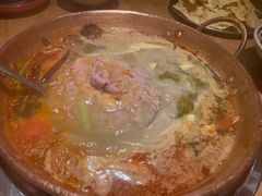 -洱火云南酸菜牛肉火锅(石景山当代商城店)