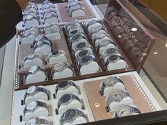 -亨吉利世界名表中心(砂之船奥莱店)