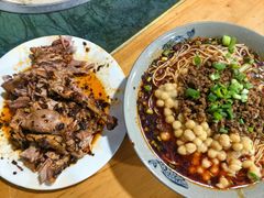 -丁丁猫重庆小面(徐州路店)