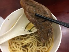 -尊品原汁牛肉面