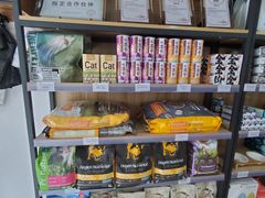 -小猫来了·猫舍(红山六九七九店)