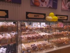 -巴黎贝甜(华堂新辰汇店)