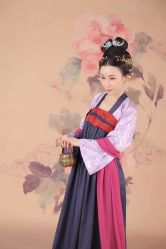 -盘子女人坊生日照·摄影馆(浦东店)