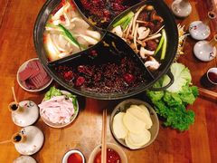 -白乐天毛肚火锅馆(南滨路店)