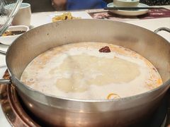 -洪氏嗨捞·猪肚鸡火锅(阳光天地店)
